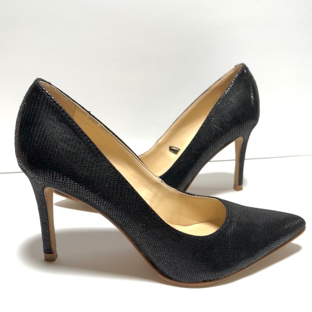 Marc Fisher Black Snake Pointy Pumps Women Size 5.5